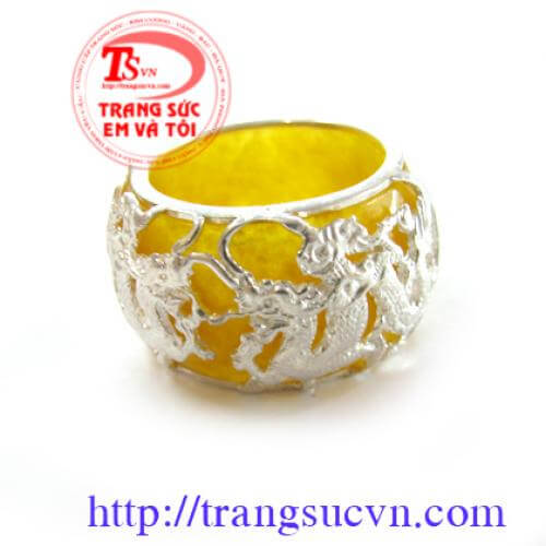 Nhẫn Đá Bọc Rồng Nhẫn Ngọc Đá Bọc Rồng,ngọc cẩm thạch màu vàng