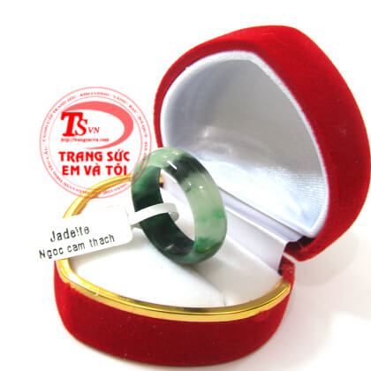 Nhẫn ngọc phỉ thủy đẹp