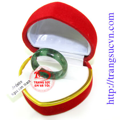 Nh&acirc;n ngọc nữ jadeite