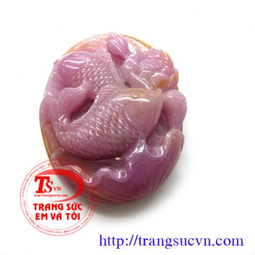 Bán Cá chép và hoa sen Sapphire,Giá tốt.Có giấy kiểm định.Chất liệu:Đá Sapphire thiên nhiên. Màu:Hồng,Tím. Loại: Mặt,Dây,Chạm khắc cá hình rồng.