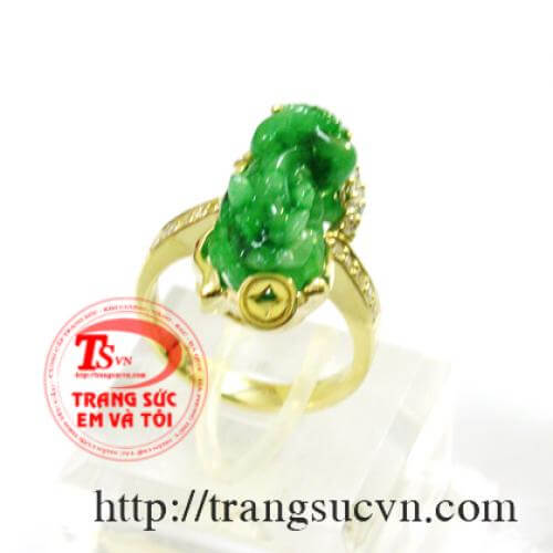nhan ty huu-nhan-vang-ty-huu