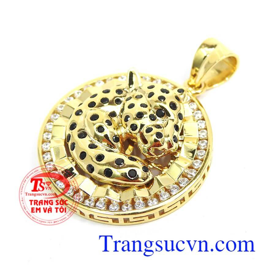 Mặt dây chuyền nam dũng mãnh, Mặt dây hình con báo đốm thể hiện sự nhanh nhạy linh hoạt