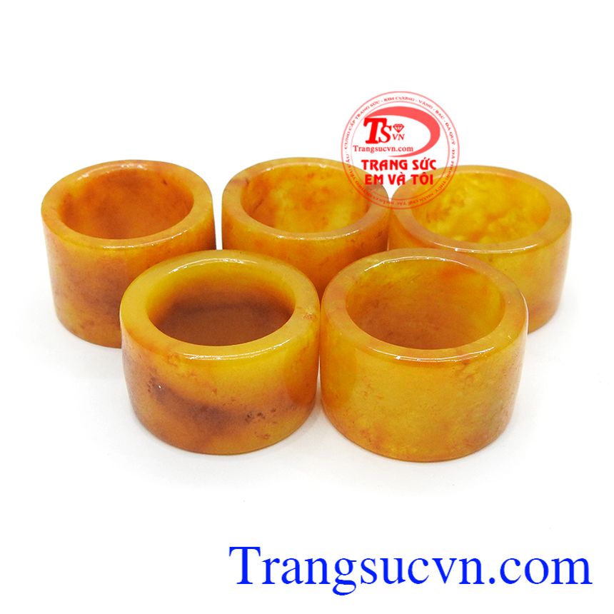 Nhẫn ngọc cẩm thạch bản vuông Nhẫn ngọc cẩm thạch bản vuông