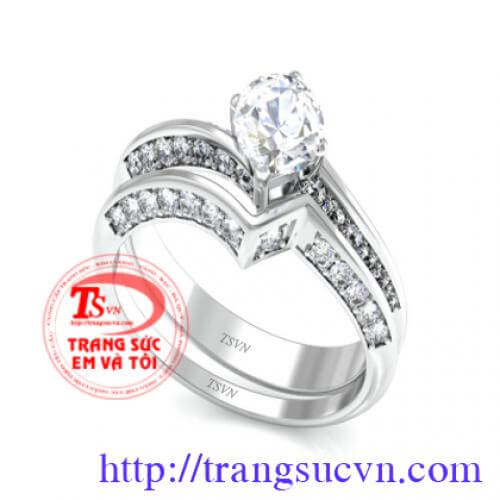 doi-nhan-vang-trang-kim-cuong