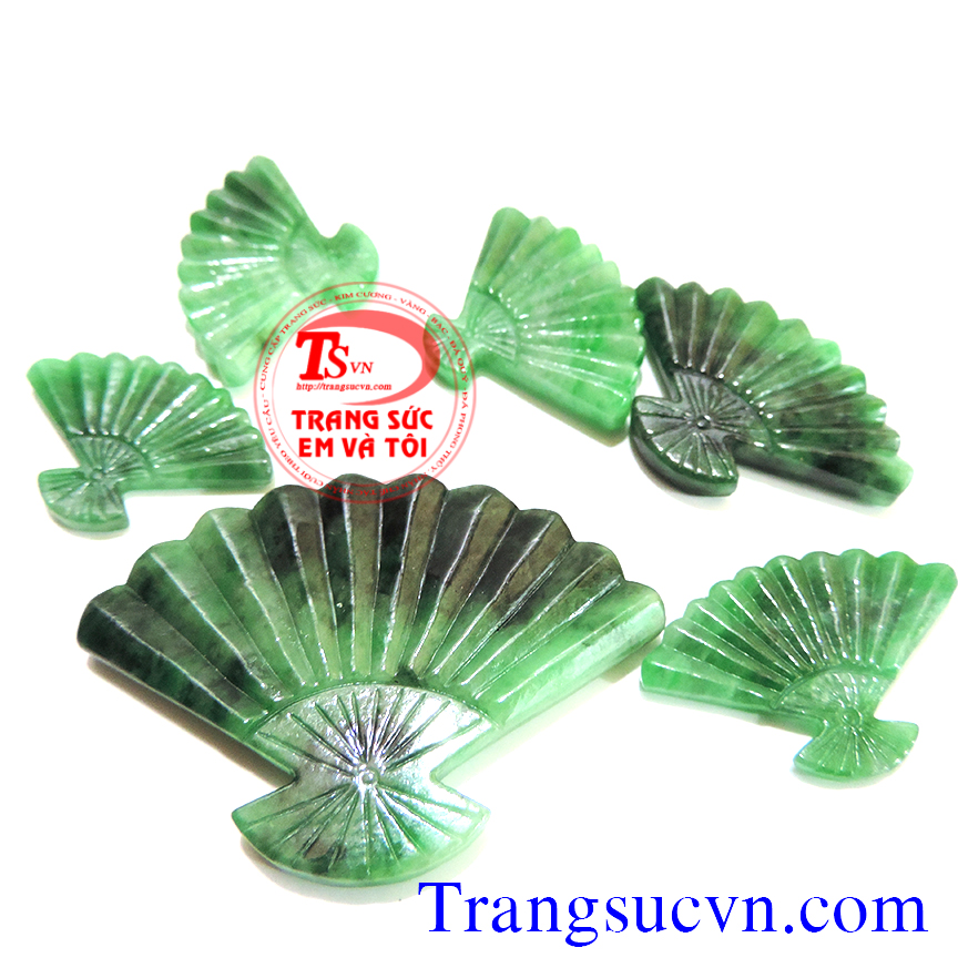 Mat-ngoc-cam-thach-hinh-quat, Mặt ngọc cẩm thạch hình qoạt ( Jadeite)