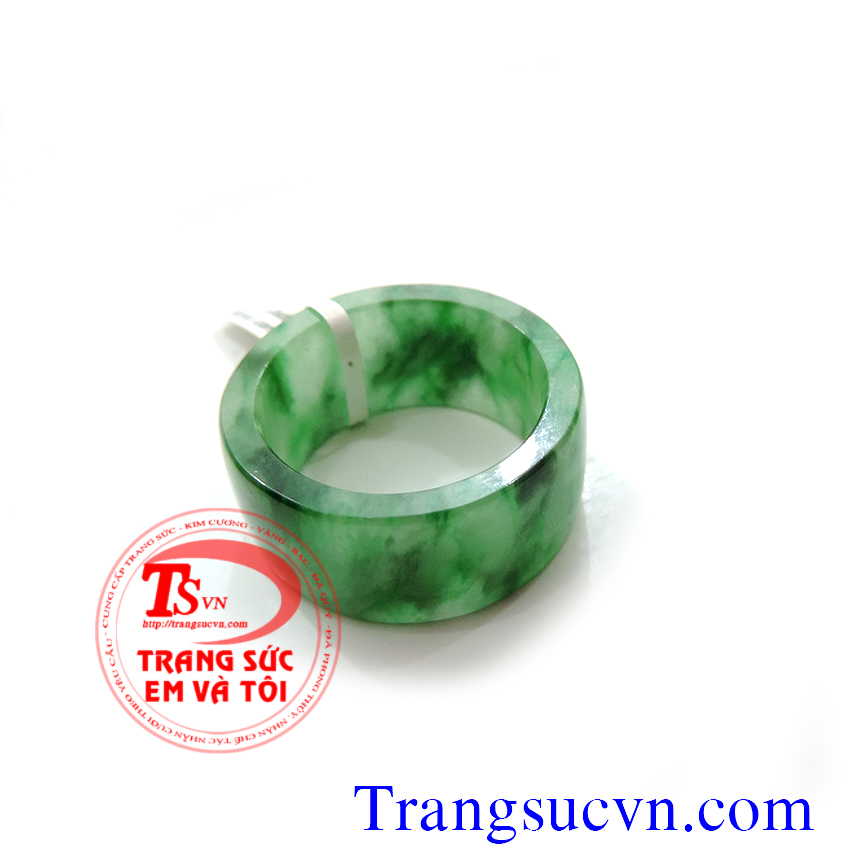 Nhẫn ngọc phỉ th&uacute;y nam, nhan ngọc