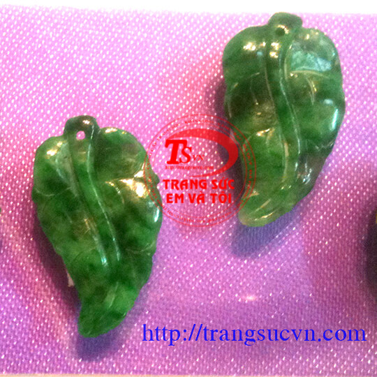 la-ngoc-cam-thach,L&aacute; ngọc c&agrave;nh v&agrave;ng