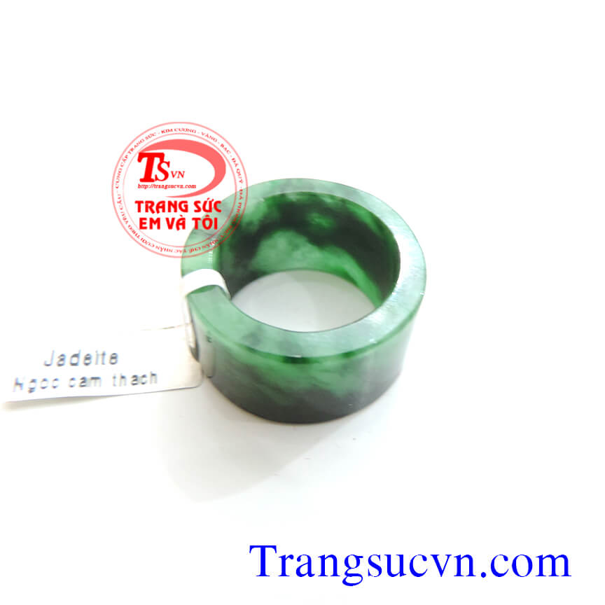 Nhẫn Ngọc Phỉ Th&uacute;y Jadeite - Ngọc cẩm thạch thi&ecirc;n nhi&ecirc;n