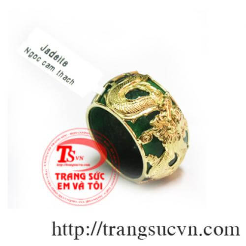 Nhẫn jadeite bọc vàng Nhẫn jadeite bọc vàng