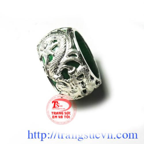 Nhẫn ngọc bọc bạc cao cấp Nhẫn ngọc bọc bạc cao cấp
