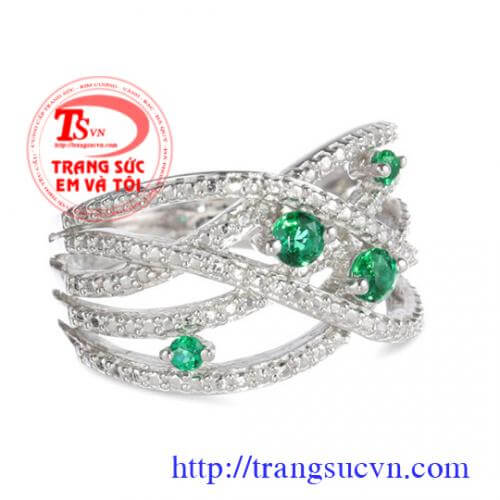 nhan-ket-emerald-dep