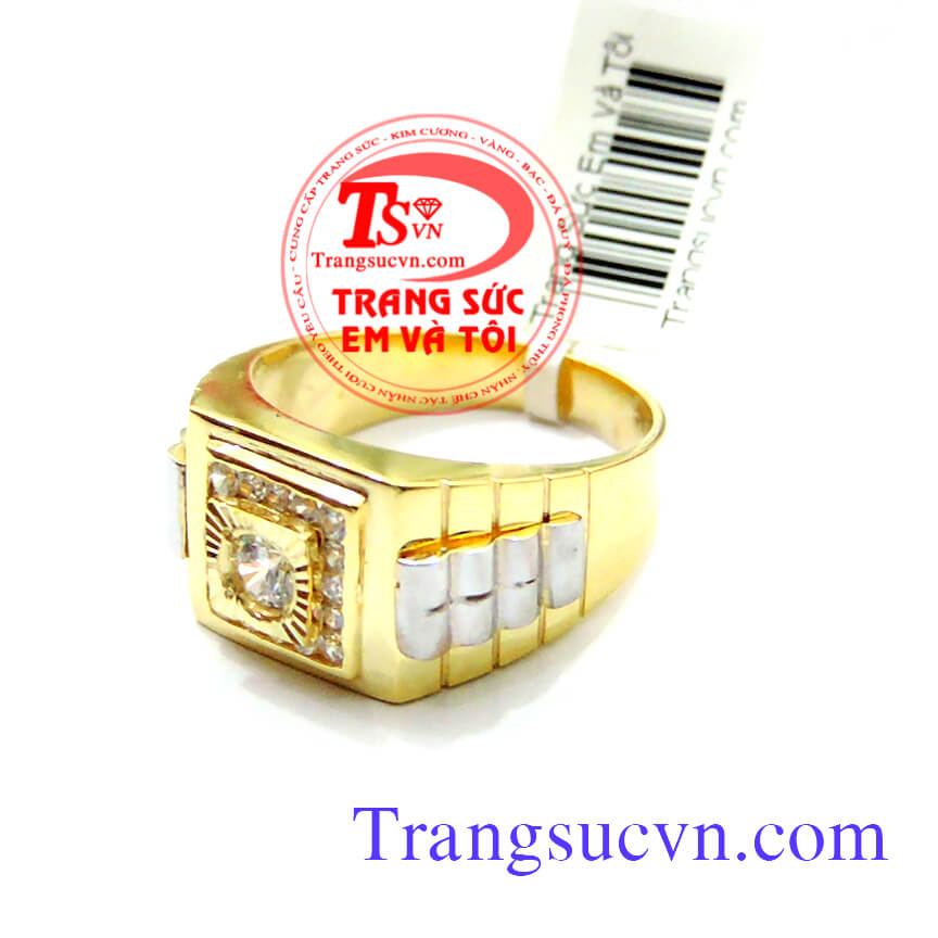 Nhẫn nam v&agrave;ng kim cương nh&acirc;n tạo gi&aacute; tốt cho bạn dễ sở hữu chiếc nhẫn nam v&agrave;ng t&acirc;y đẹp cho bạn trang trọng v&agrave; phong c&aacute;ch,B&aacute;n to&agrave;n quốc