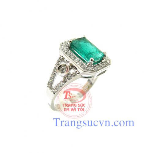 Hình ảnh: Nhẫn nữ vàng tây, nhẫn emerald thiên nhiên, nhẫn vàng trắng, nhẫn emerald đep, nhẫn nữ đẹp, https://trangsucvn.com