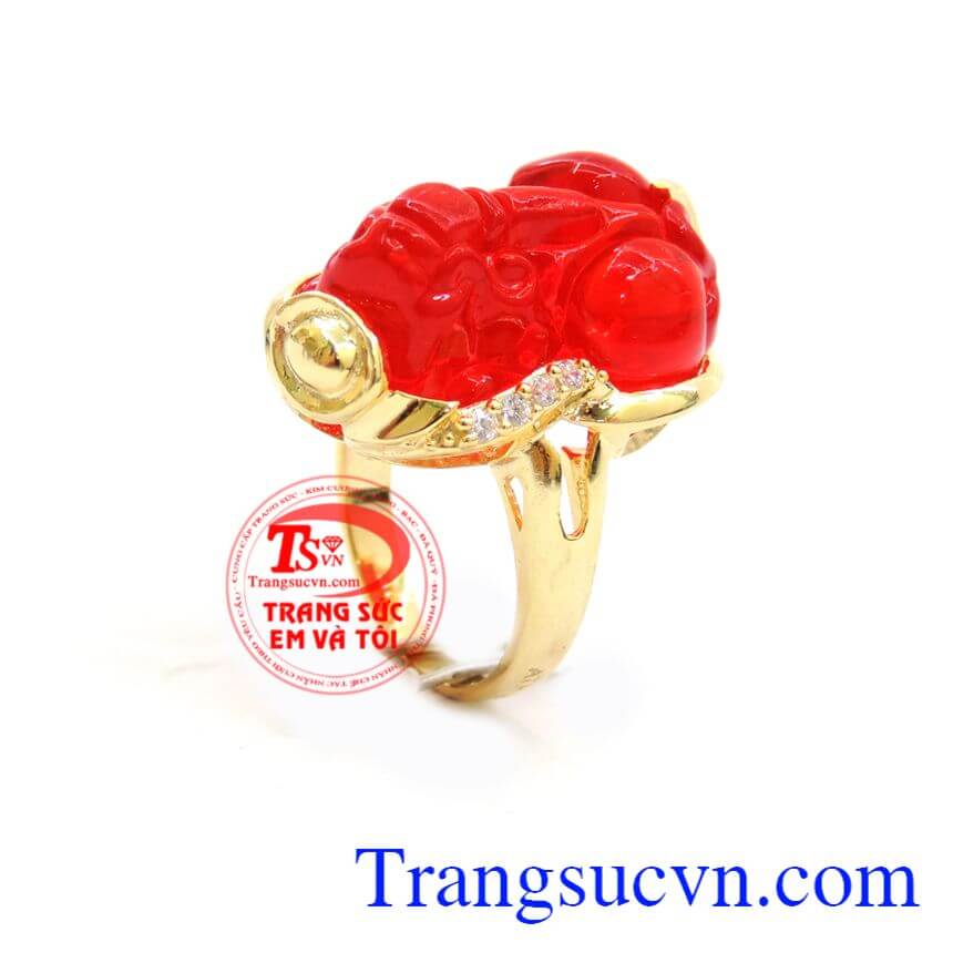 Nhẫn nữ tỳ hưu đá đỏ, Nhẫn Nữ Tỳ Hưu, nhẫn nữ vàng dịu dàng