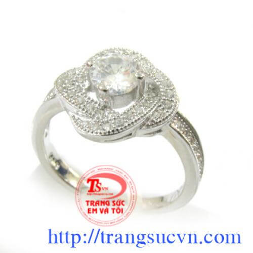 Nhẫn bạc đính đá trắng kiểu Kim cương hàng HK nhan_bac_dinh_da_trang_keu_kim_cuong_hang_HK , Nhẫn bạc đính đá trắng kiểu Kim cương hàng HK