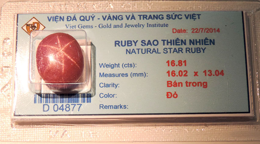 Natural Star-Ruby sao thiên nhiên  Ruby sao thiên nhiên   Xuất xứ: Lục Yên - Yên Bái - Việt Nam  Trọng lượng ruby sao: 16,81 Carat
